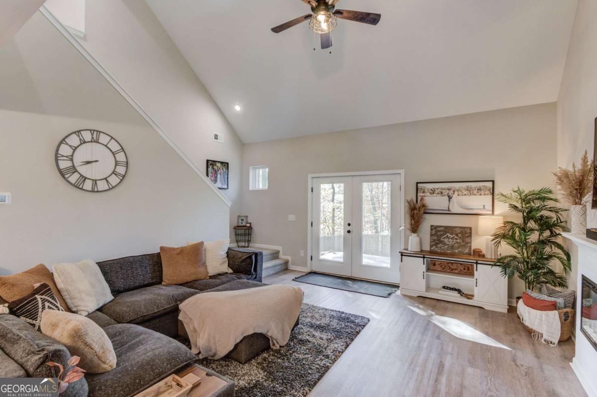 6137 Timberidge Drive Gainesville - 6