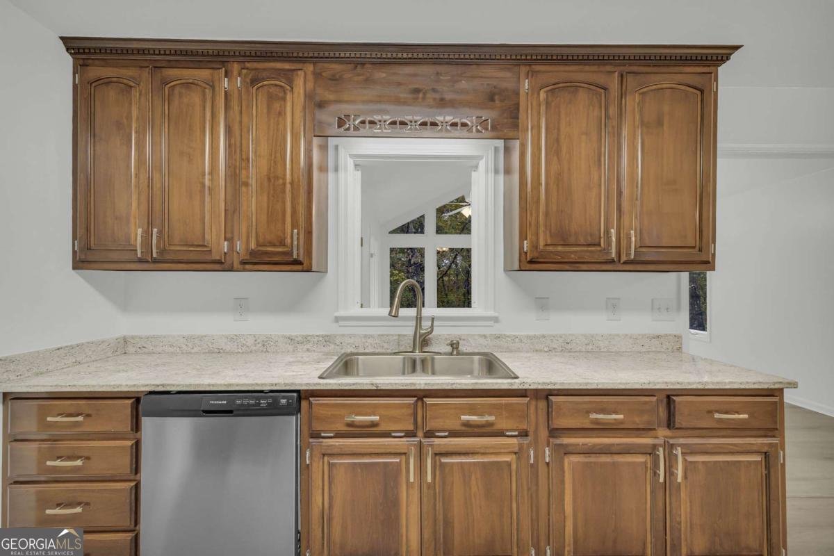 450 Stagecoach Way Danielsville - 25