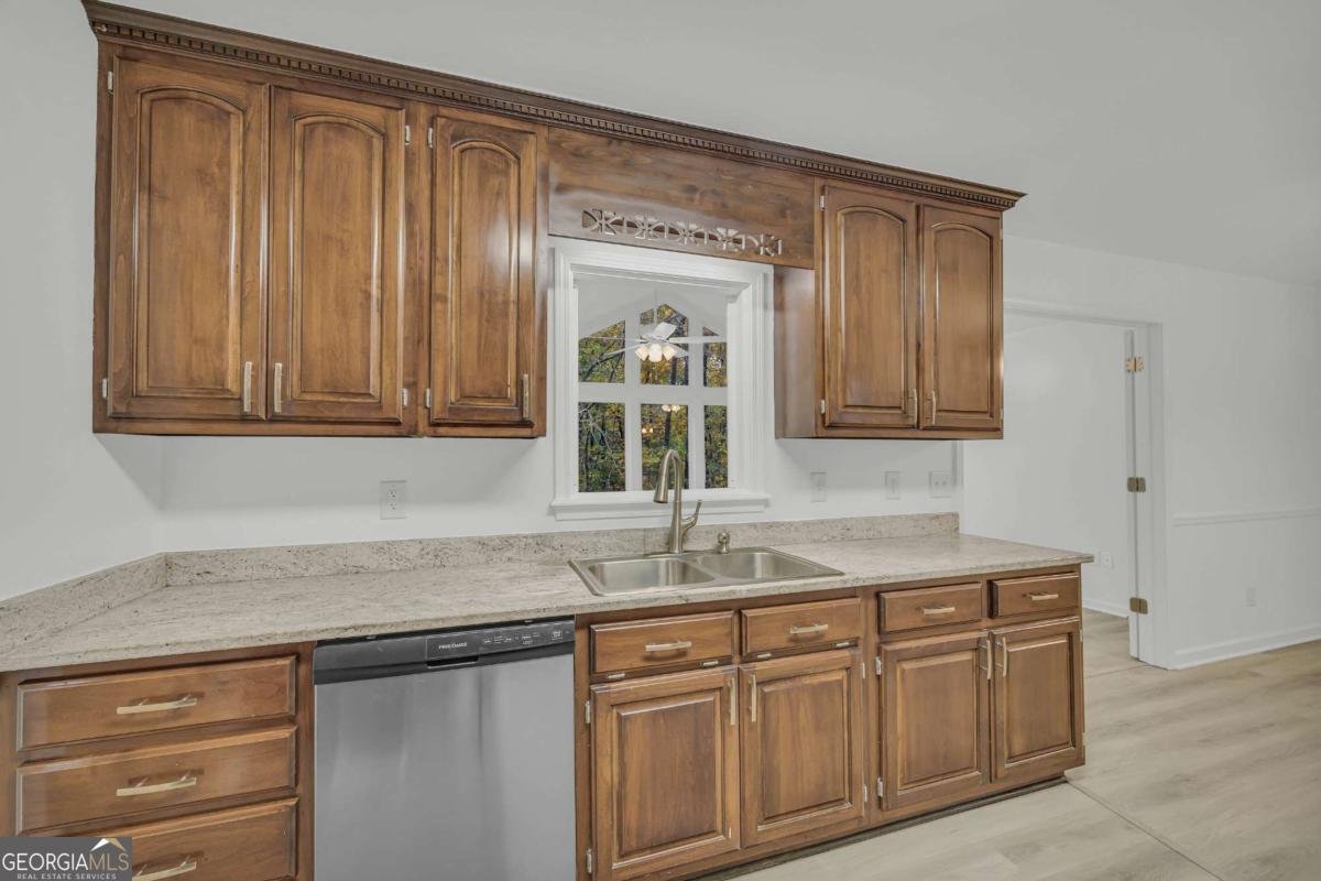 450 Stagecoach Way Danielsville - 26