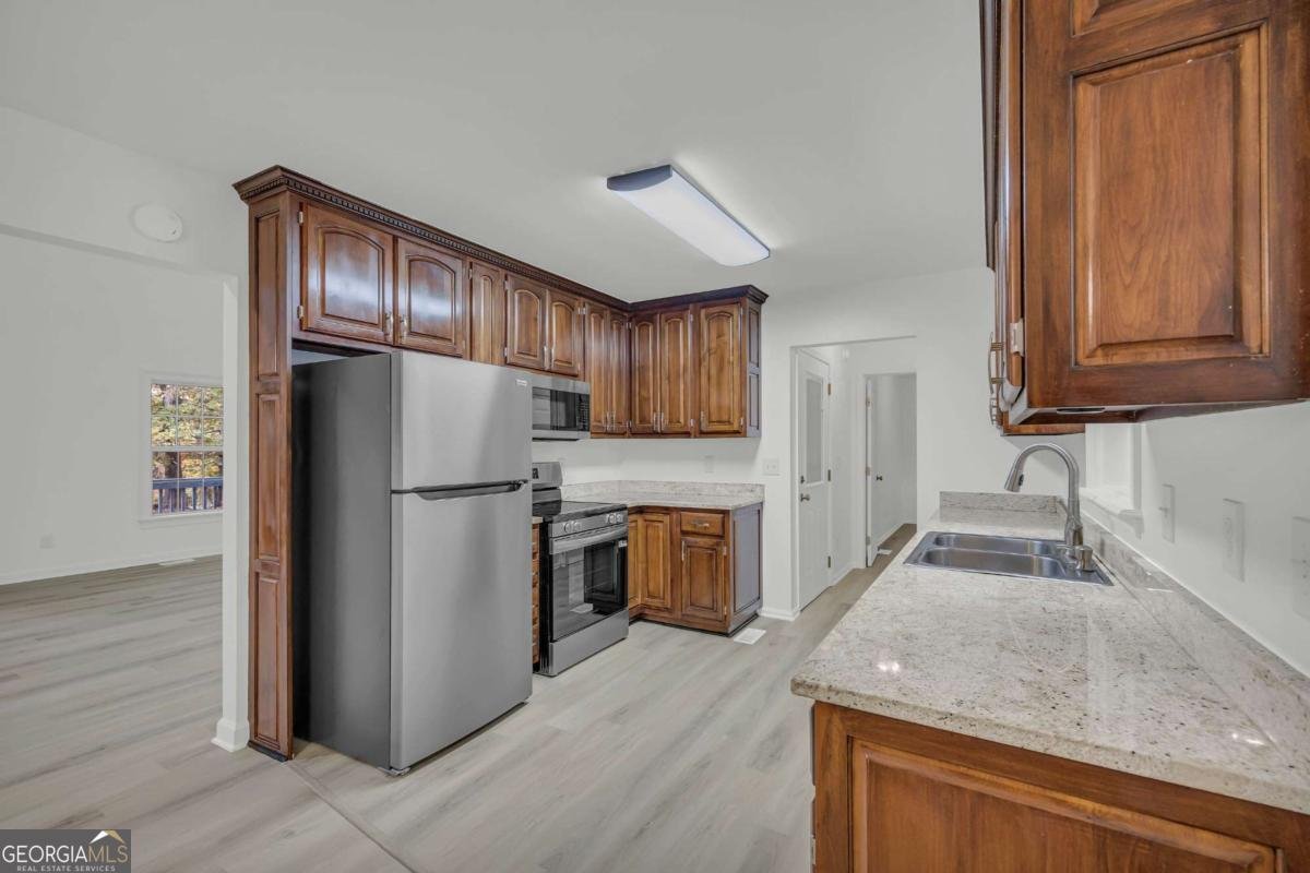 450 Stagecoach Way Danielsville - 6