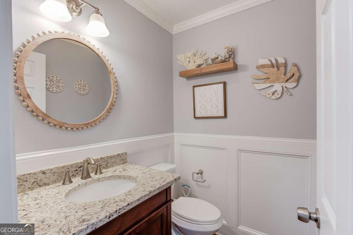 2488 Hazelwood Drive Atlanta - 23