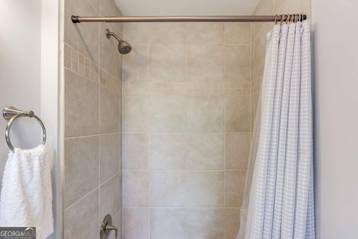 2488 Hazelwood Drive Atlanta - 31