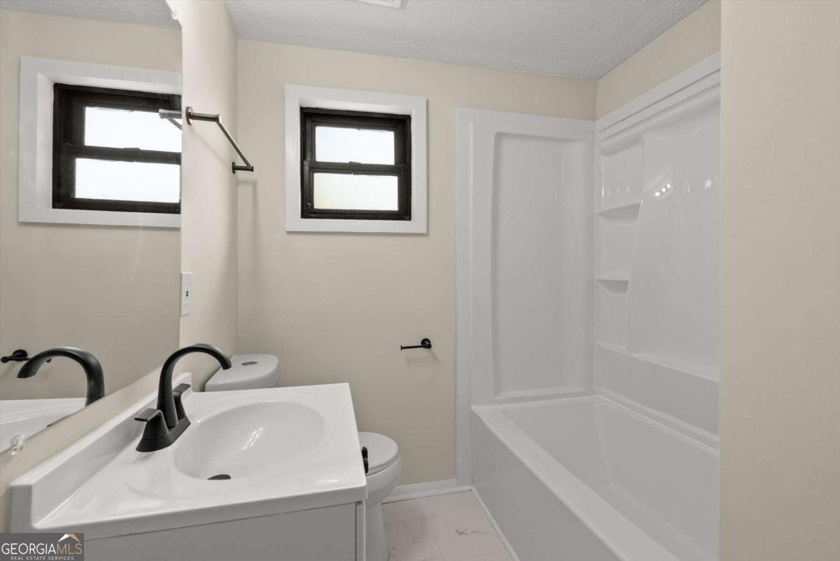 5 Knob Drive Carrollton - 16