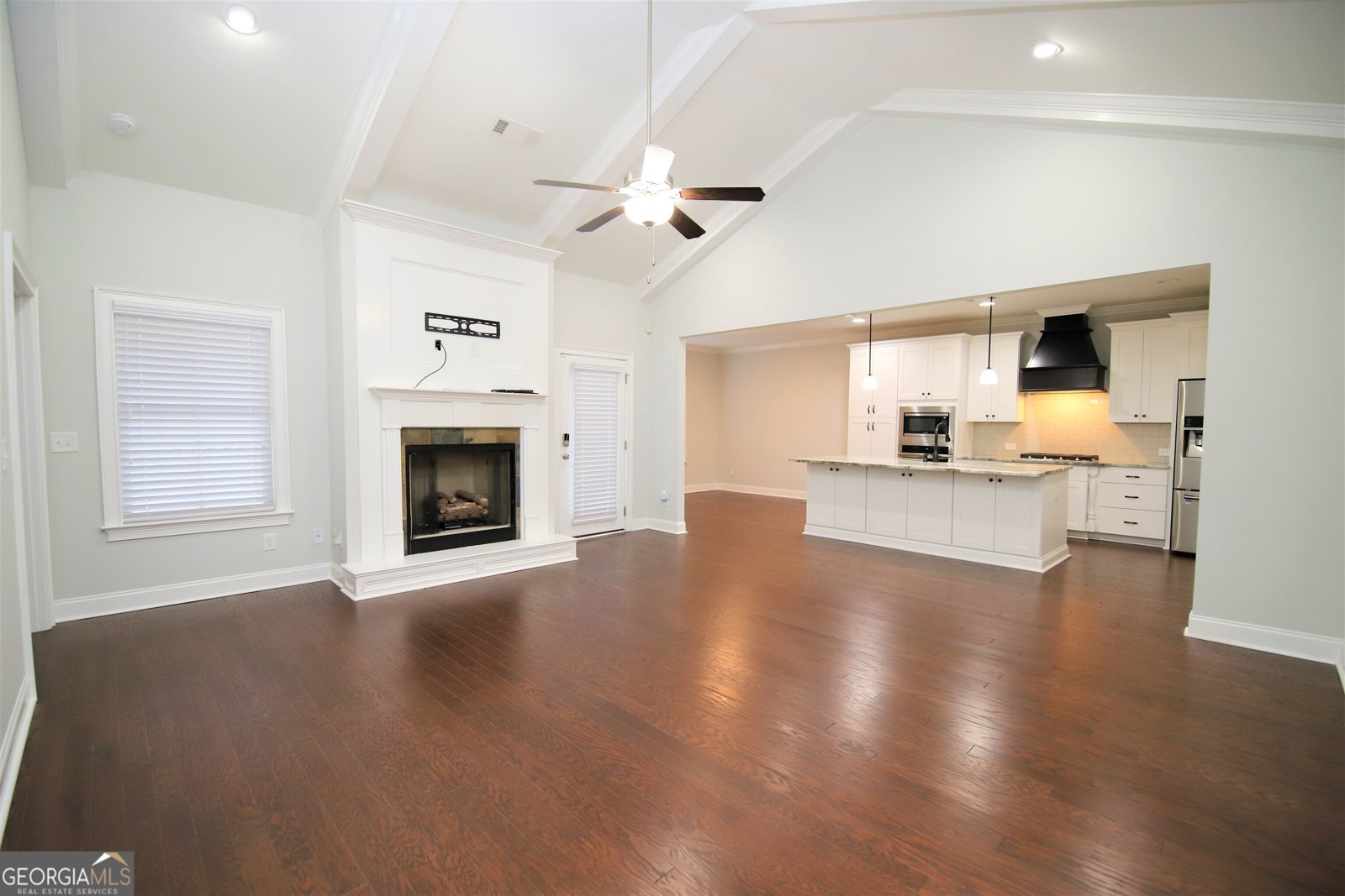 501 Lago Court Lagrange - 3