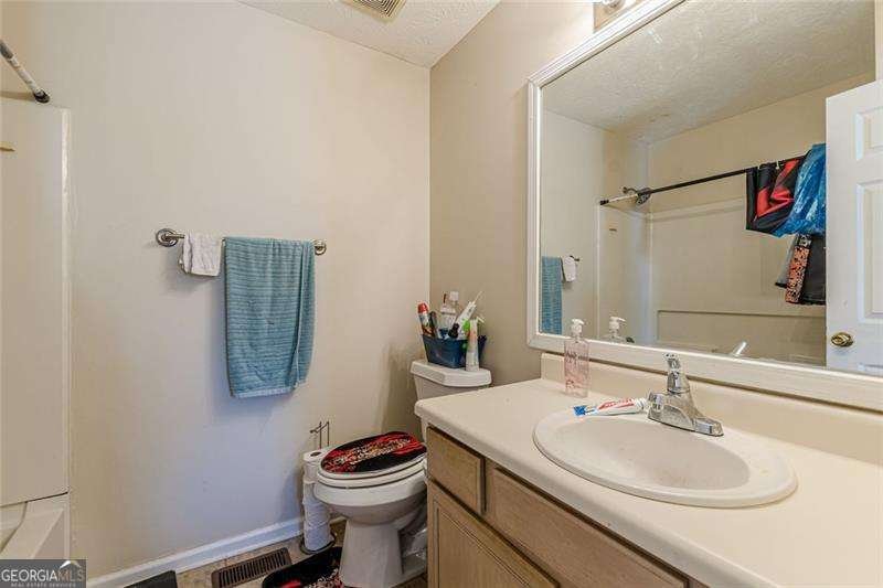 3477 Kingswood Trail Decatur - 36