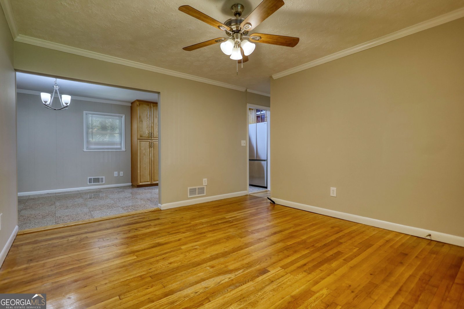 543 Wavelyn Way Riverdale - 10