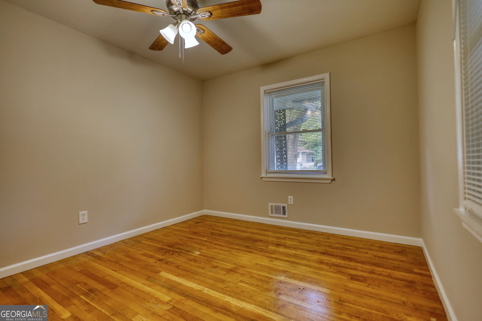 543 Wavelyn Way Riverdale - 13