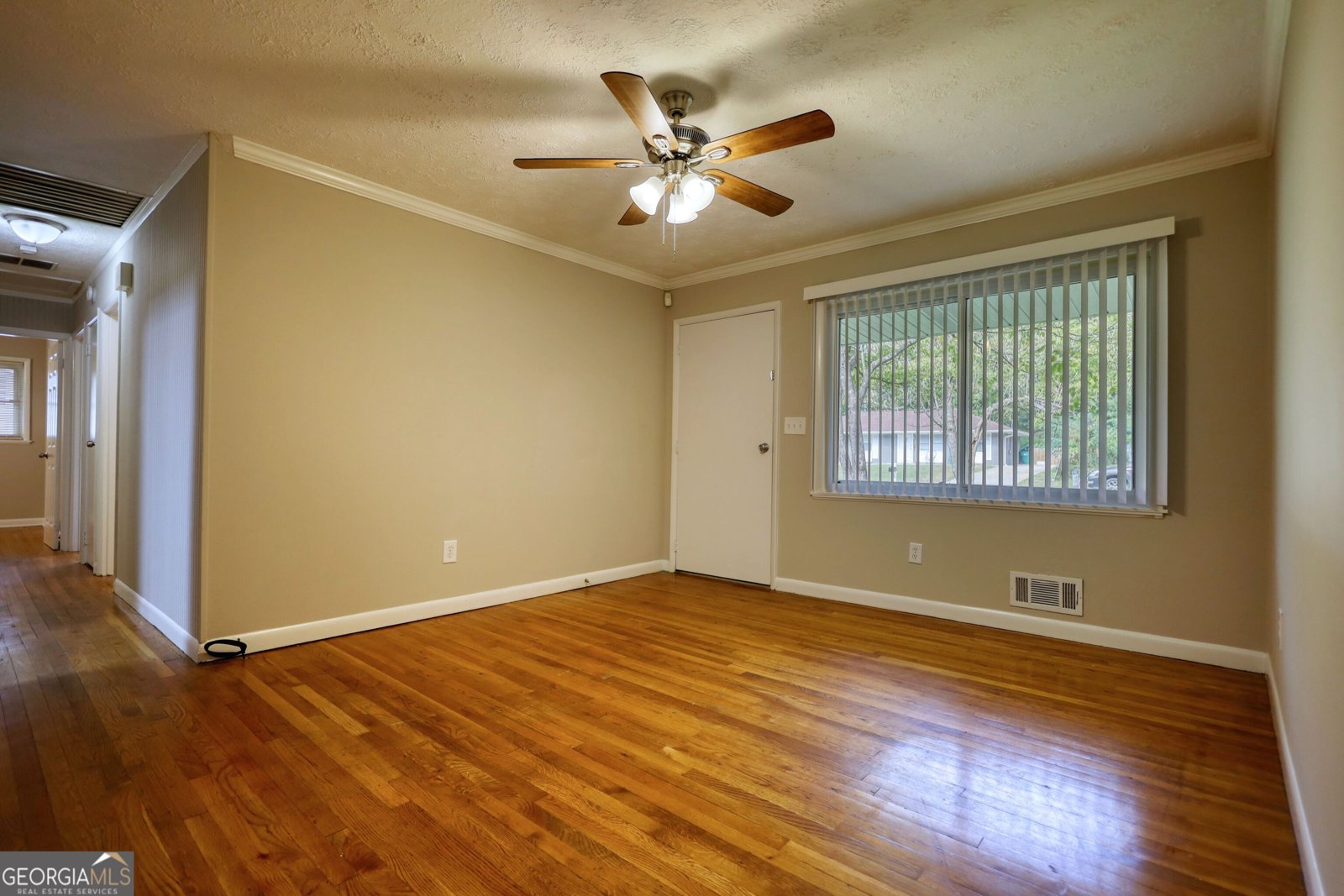 543 Wavelyn Way Riverdale - 9