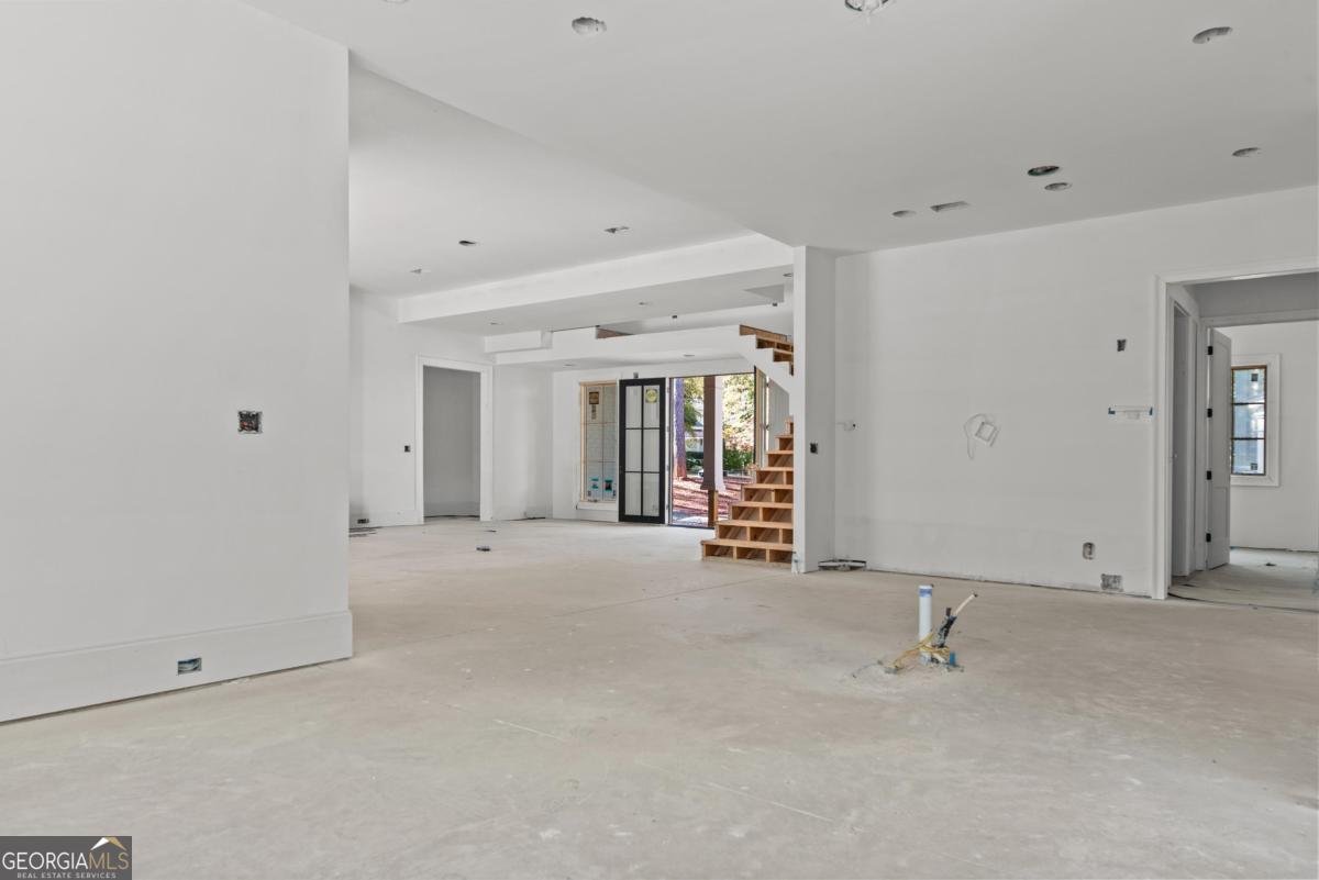 1010 Amasa Lane Greensboro - 12