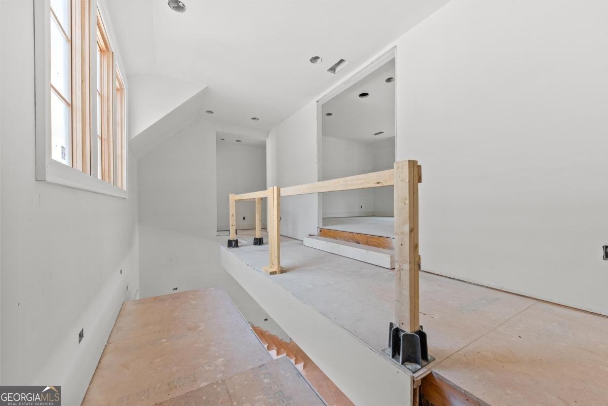 1010 Amasa Lane Greensboro - 16