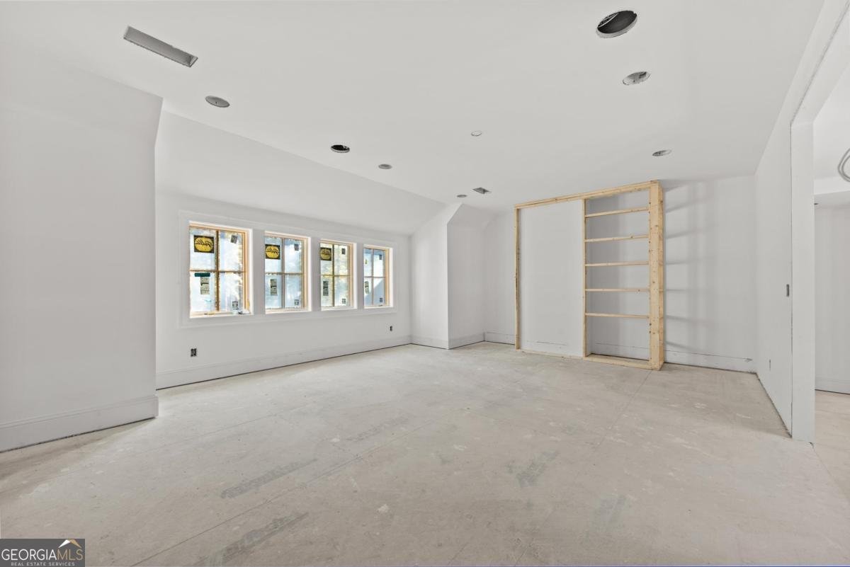 1010 Amasa Lane Greensboro - 18