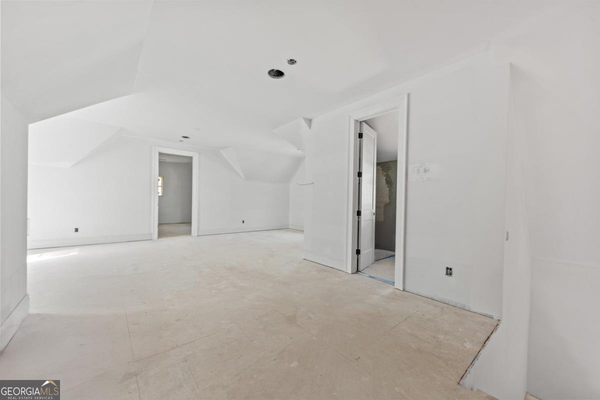 1010 Amasa Lane Greensboro - 23