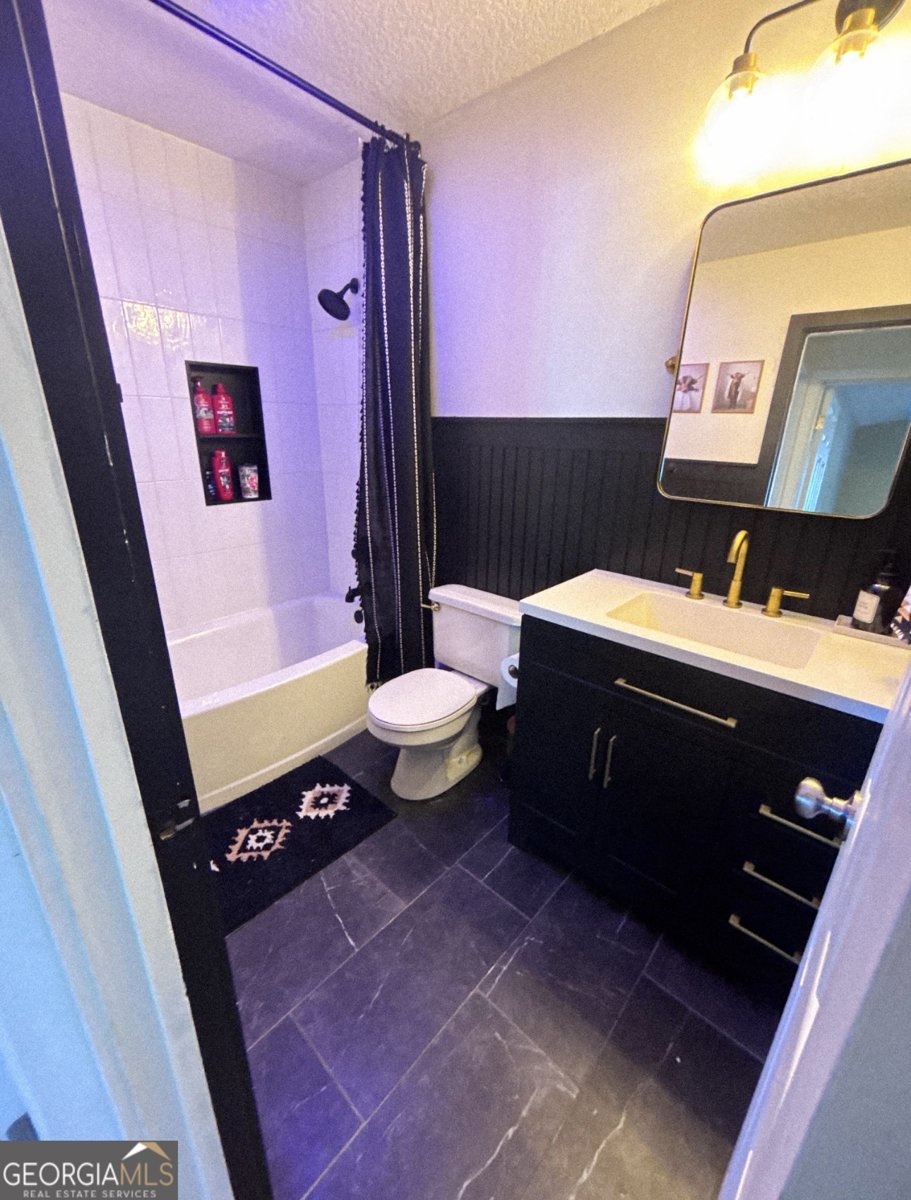 102 Honeysuckle Road Kingsland - 13