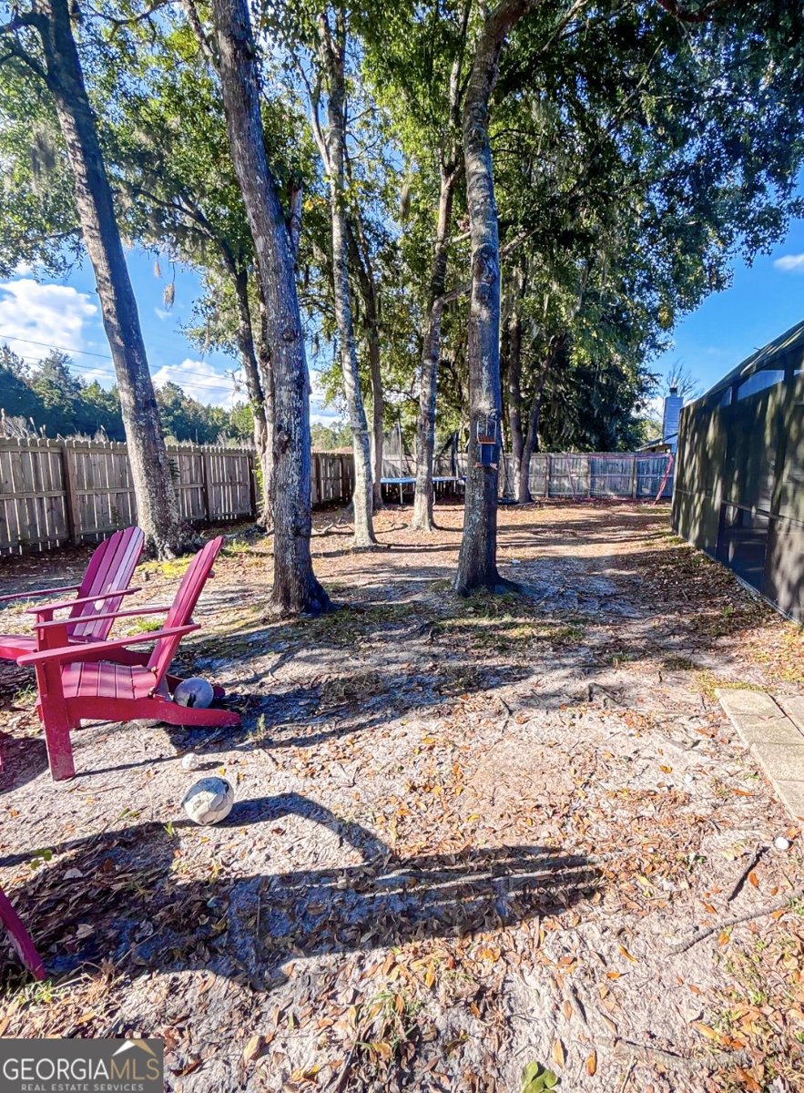 102 Honeysuckle Road Kingsland - 16