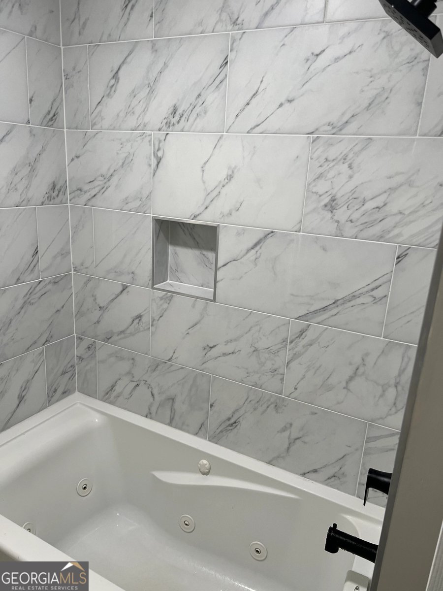 2529 Riggs Drive Atlanta - 8