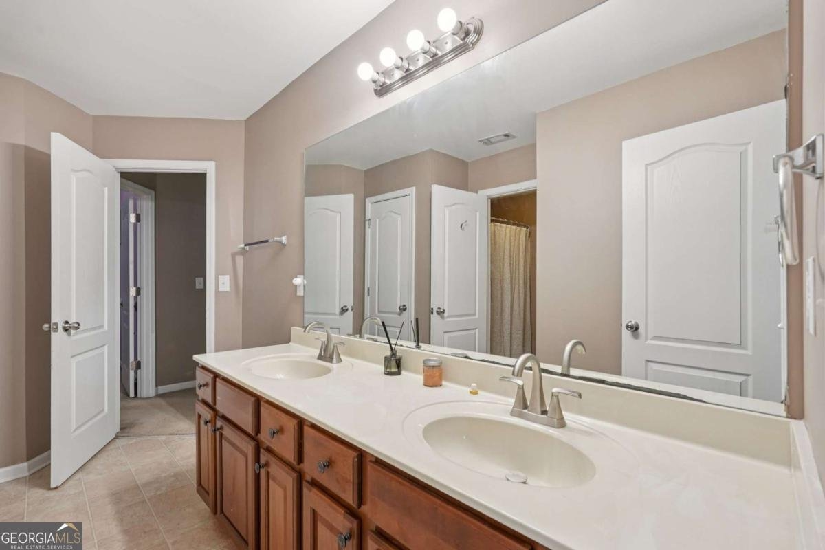 6015 Thrasher Court Cumming - 41