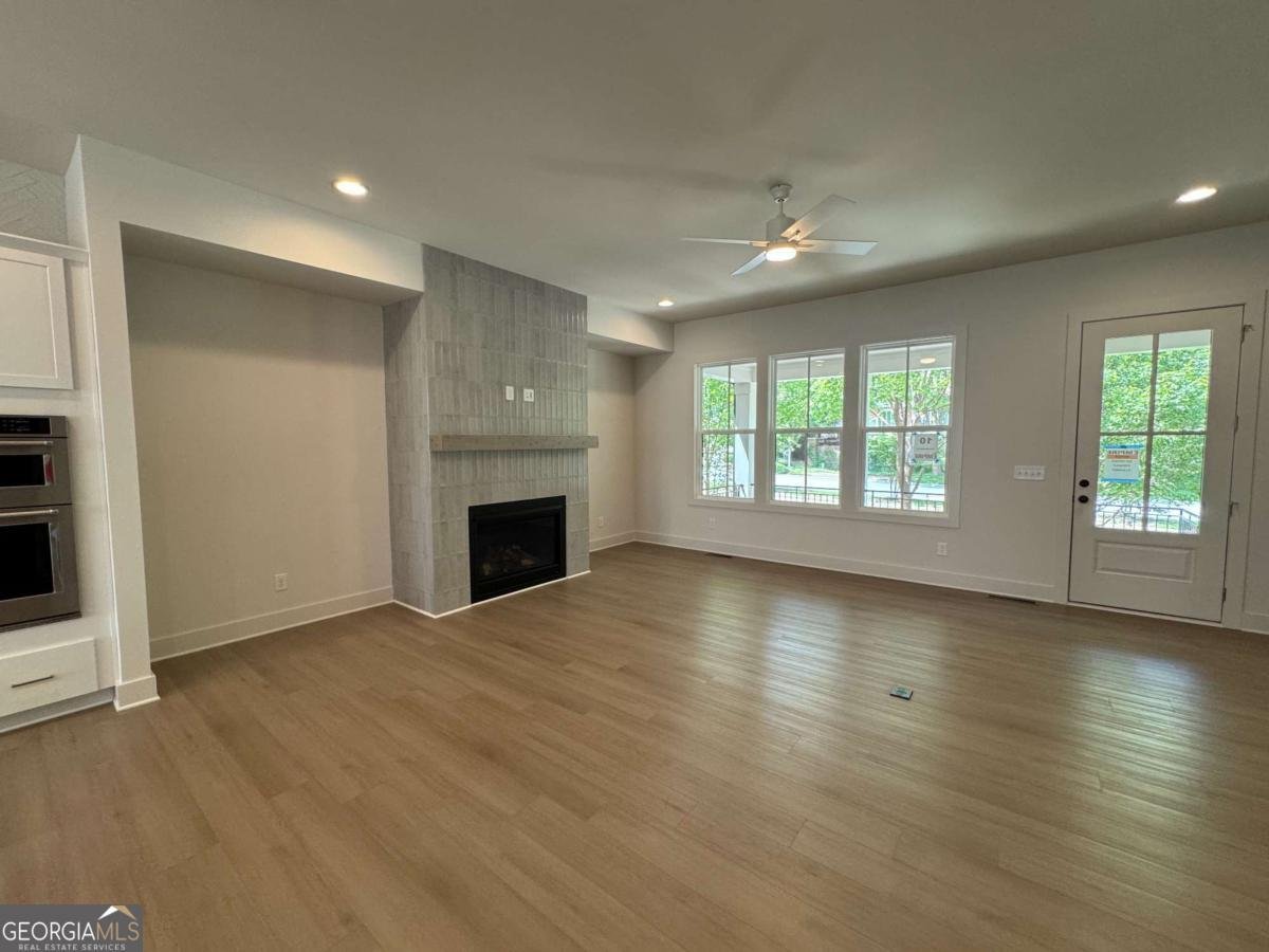 1055 Dryden Lane Brookhaven - 4