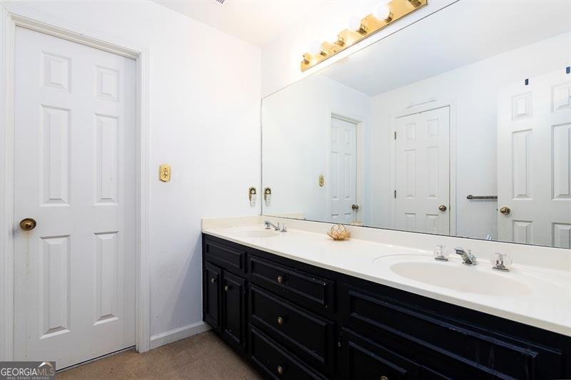 135 Lazy Laurel Chase Roswell - 38