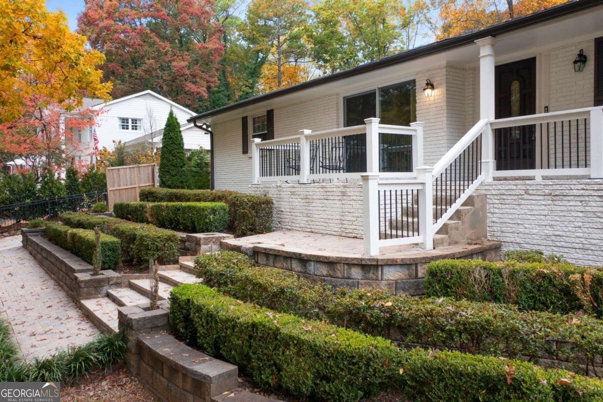 620 Spalding Drive Sandy Springs - 3