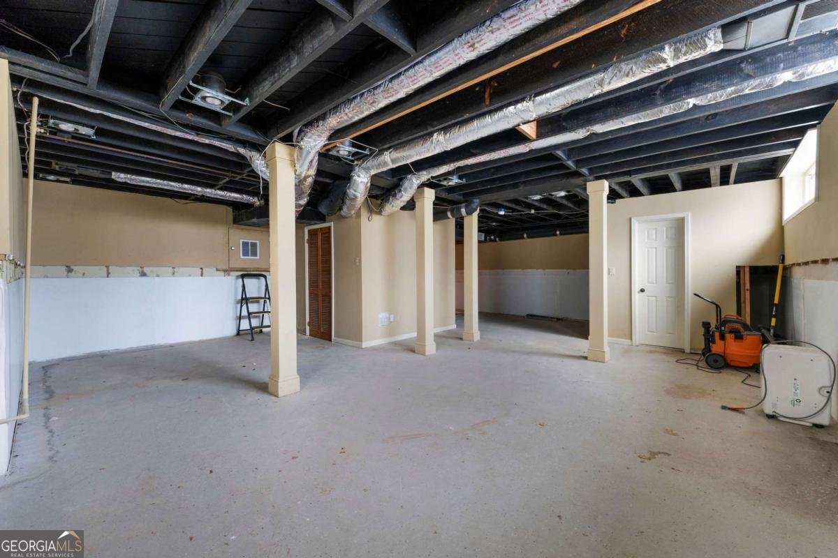 620 Spalding Drive Sandy Springs - 32