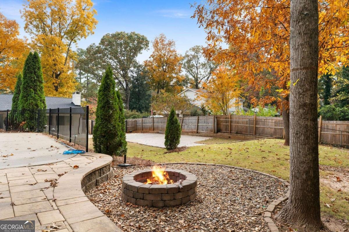 620 Spalding Drive Sandy Springs - 38