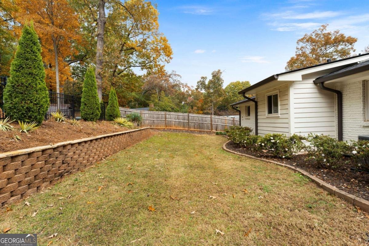 620 Spalding Drive Sandy Springs - 39