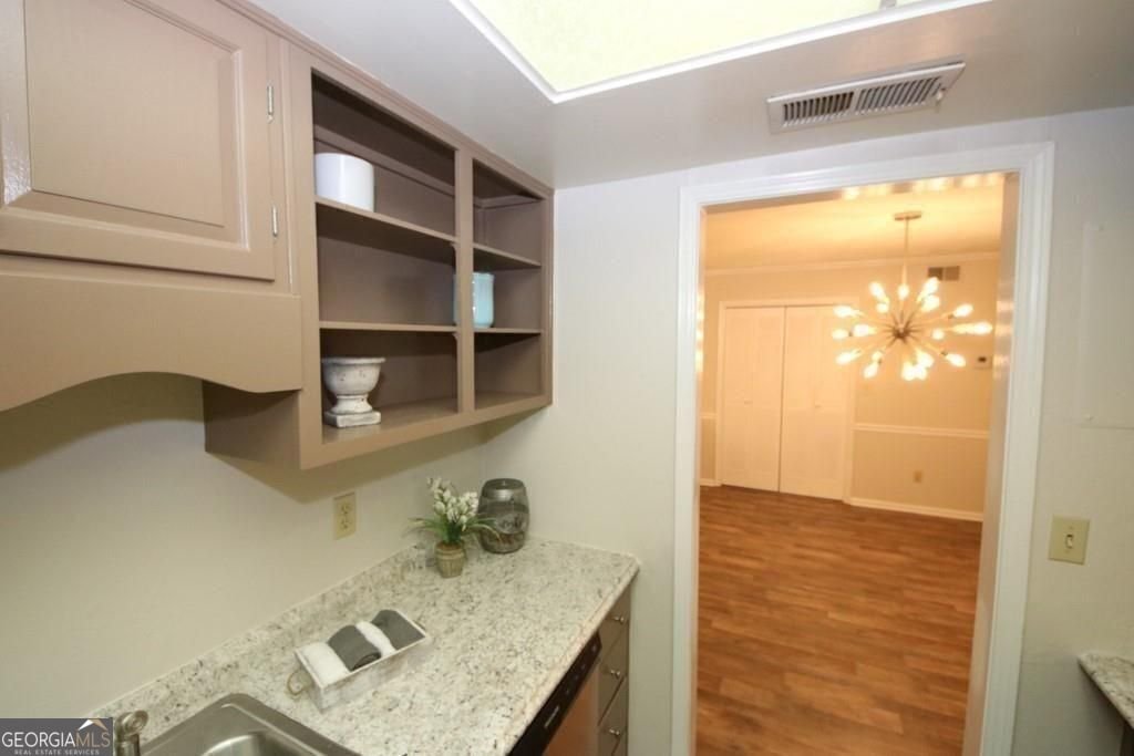 6851 Roswell Road Atlanta - 14