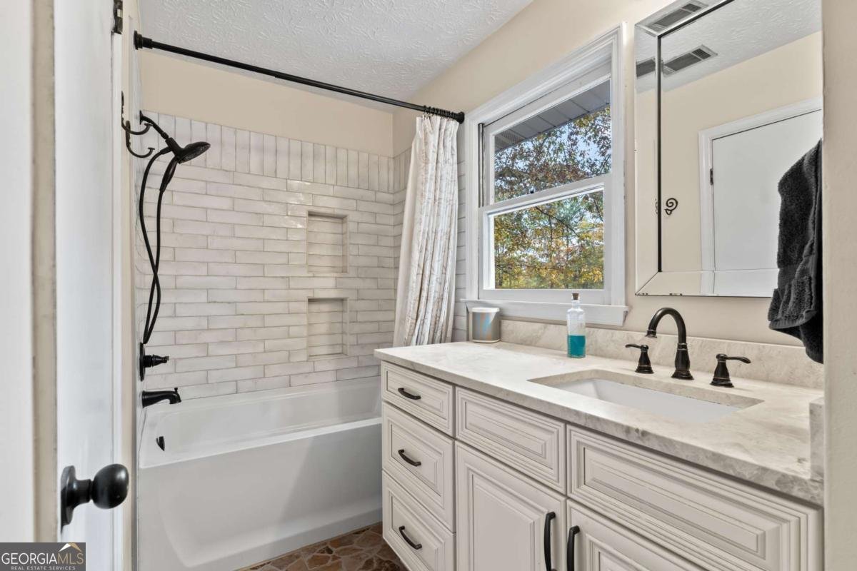 1062 Bethel Church Road Silver Creek - 25