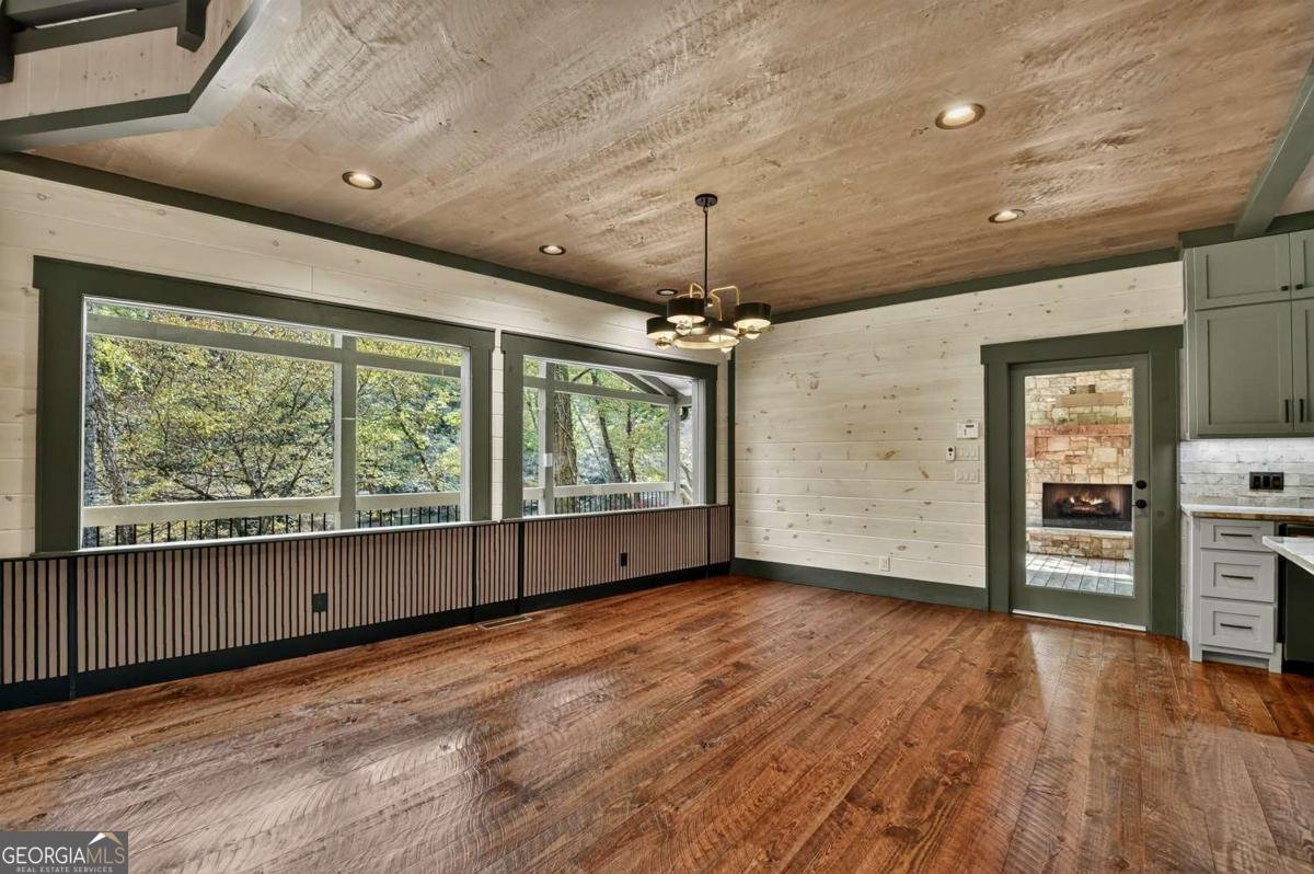 577 Blackberry Mineral Bluff - 16