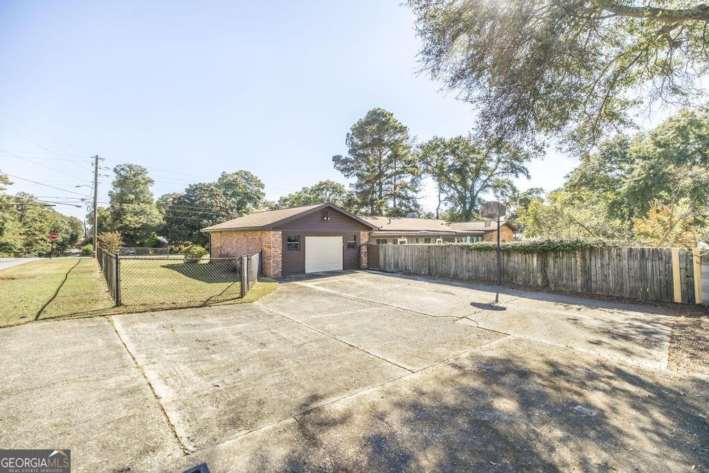 201 Belmont Drive Warner Robins - 36