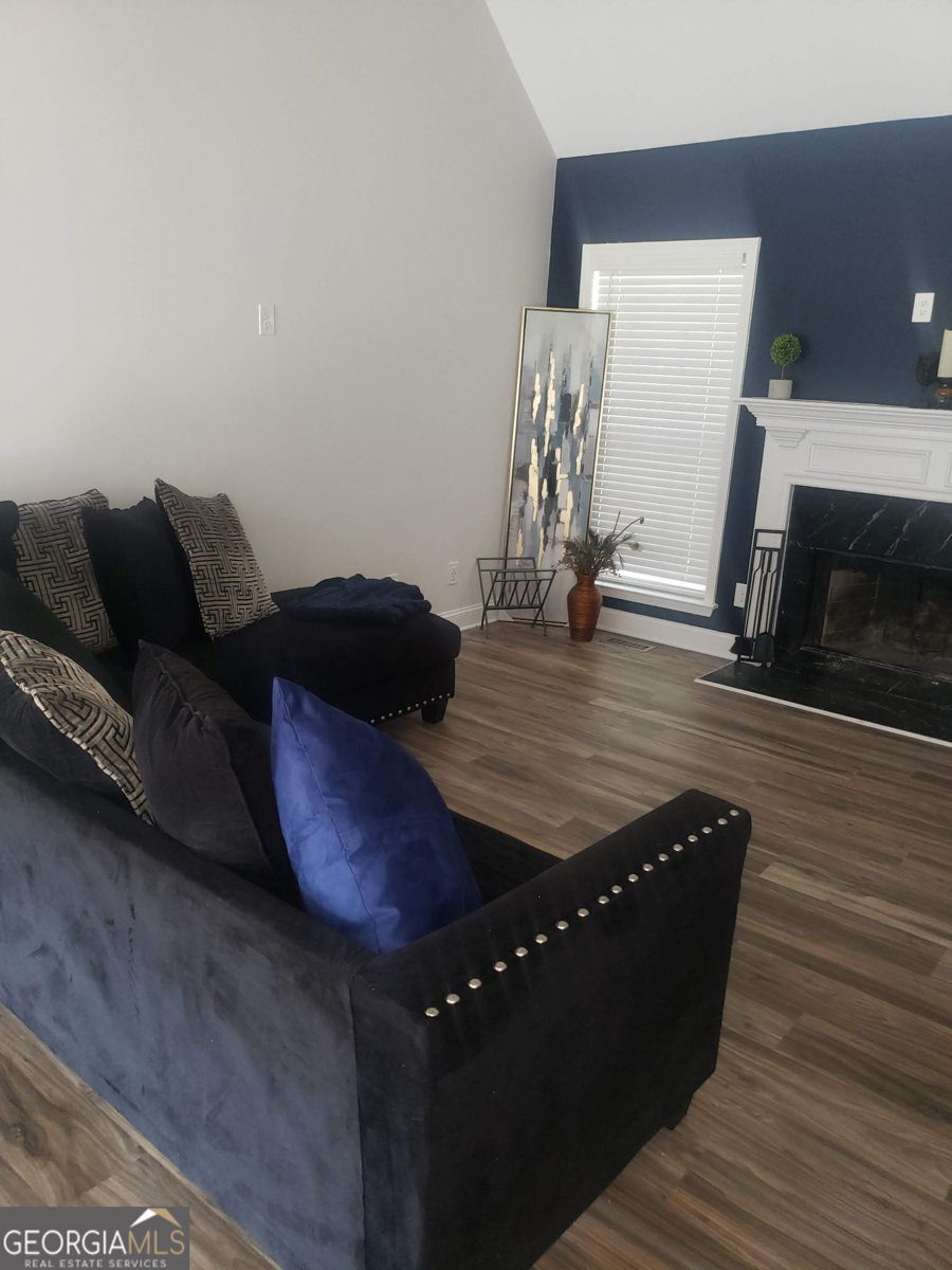 325 Belgrave Court Atlanta - 7