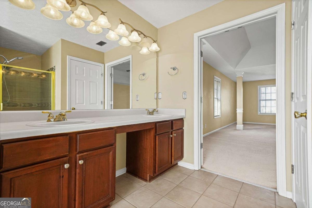 1210 HOGAN RIDGE Drive Grayson - 31