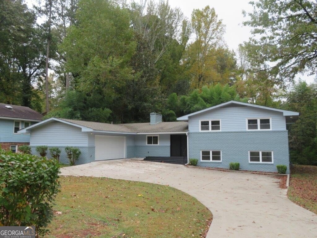 2416 Woodhill Lane Atlanta - 1