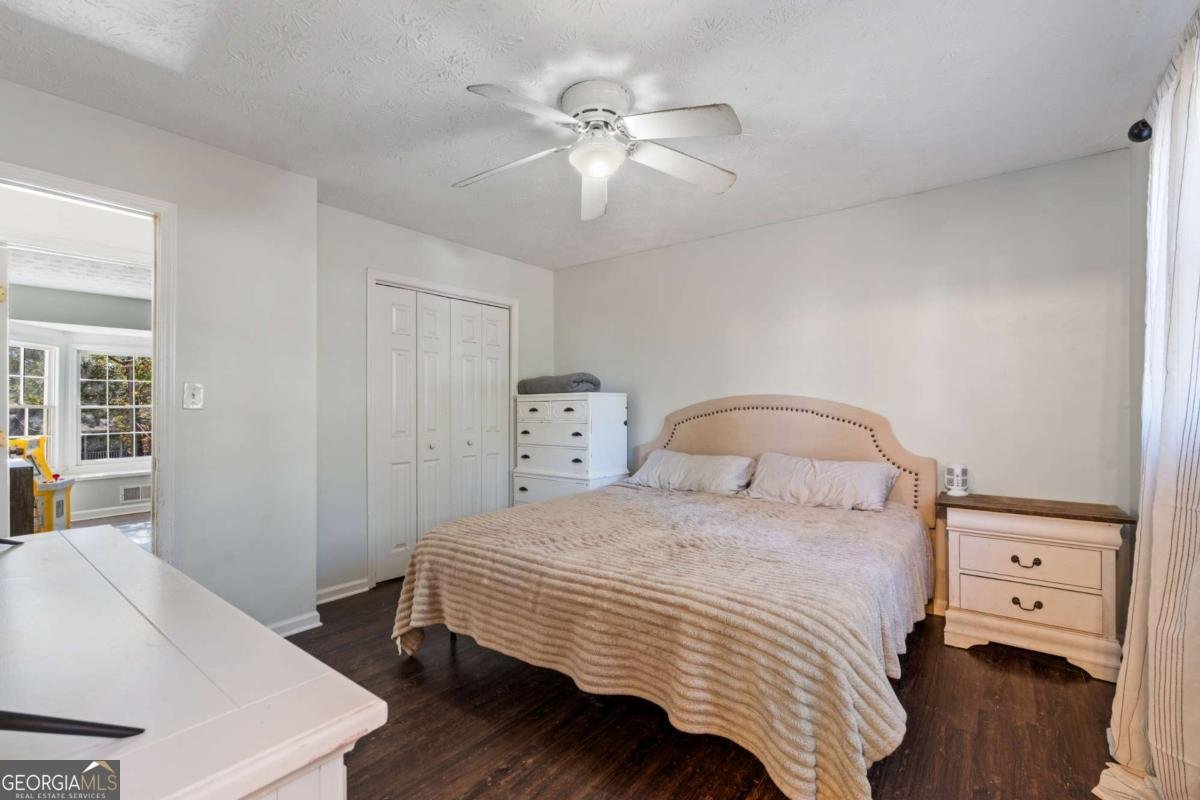 84 Oak Court Dallas - 9