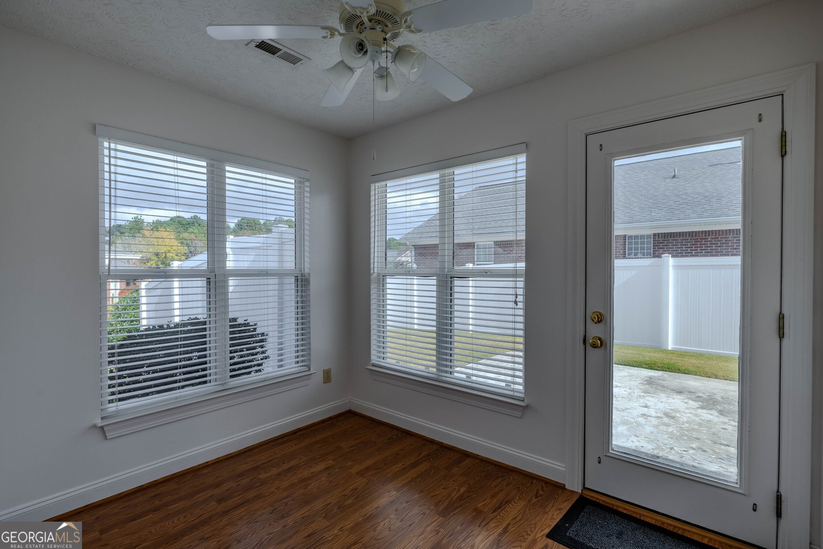 2 Pointe Drive Rome - 19