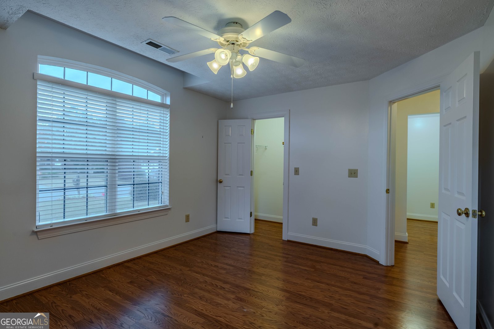 2 Pointe Drive Rome - 8