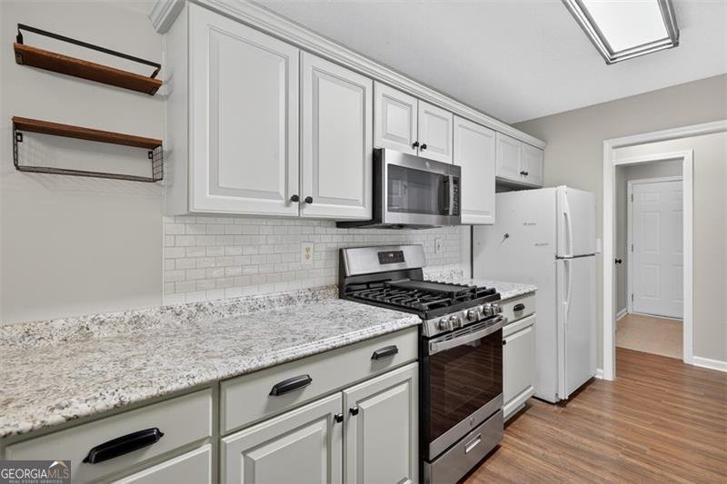 5683 Riverside Walk Drive Sugar Hill - 17