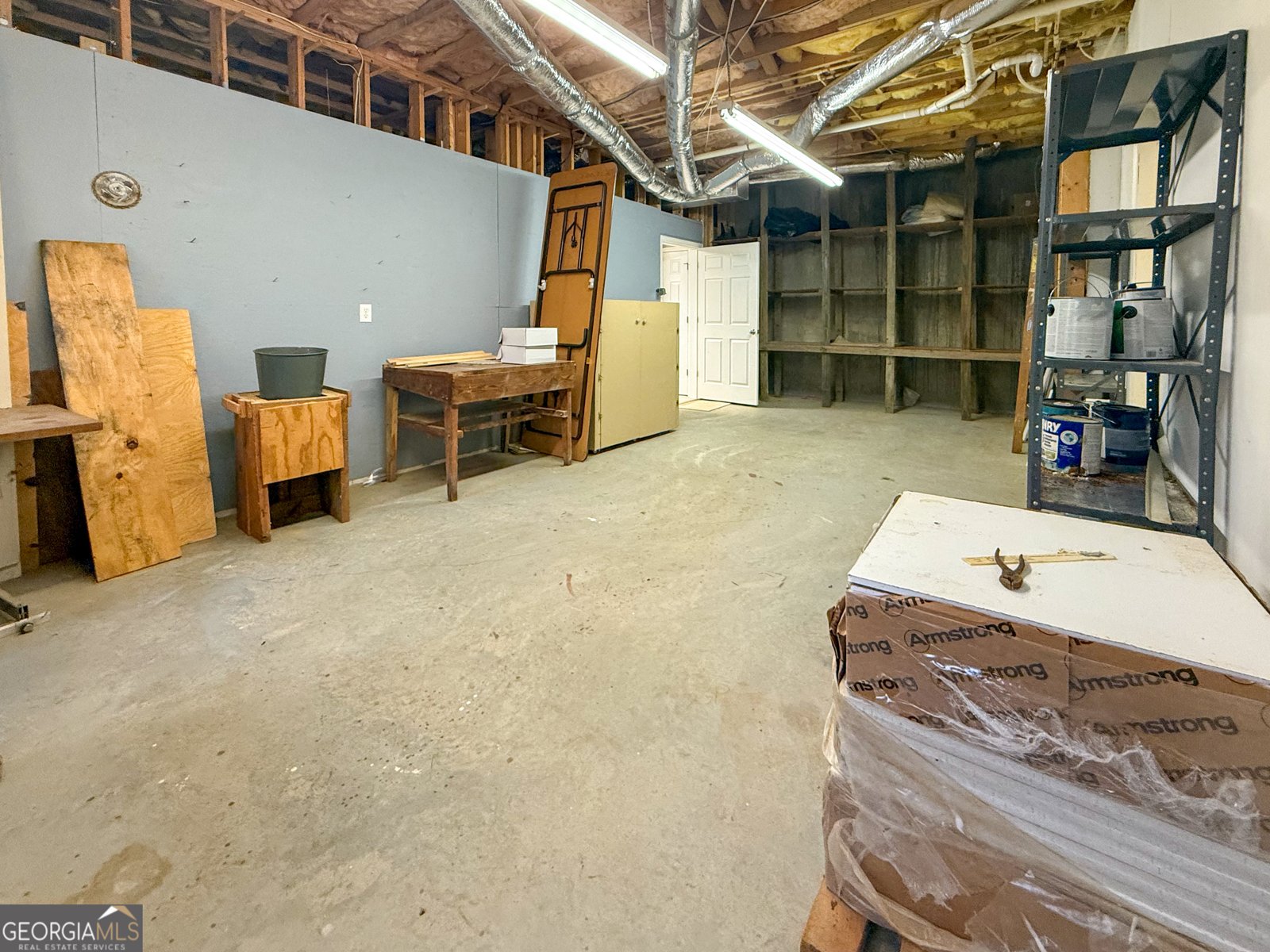 401 Pointe Willow Drive Cleveland - 1