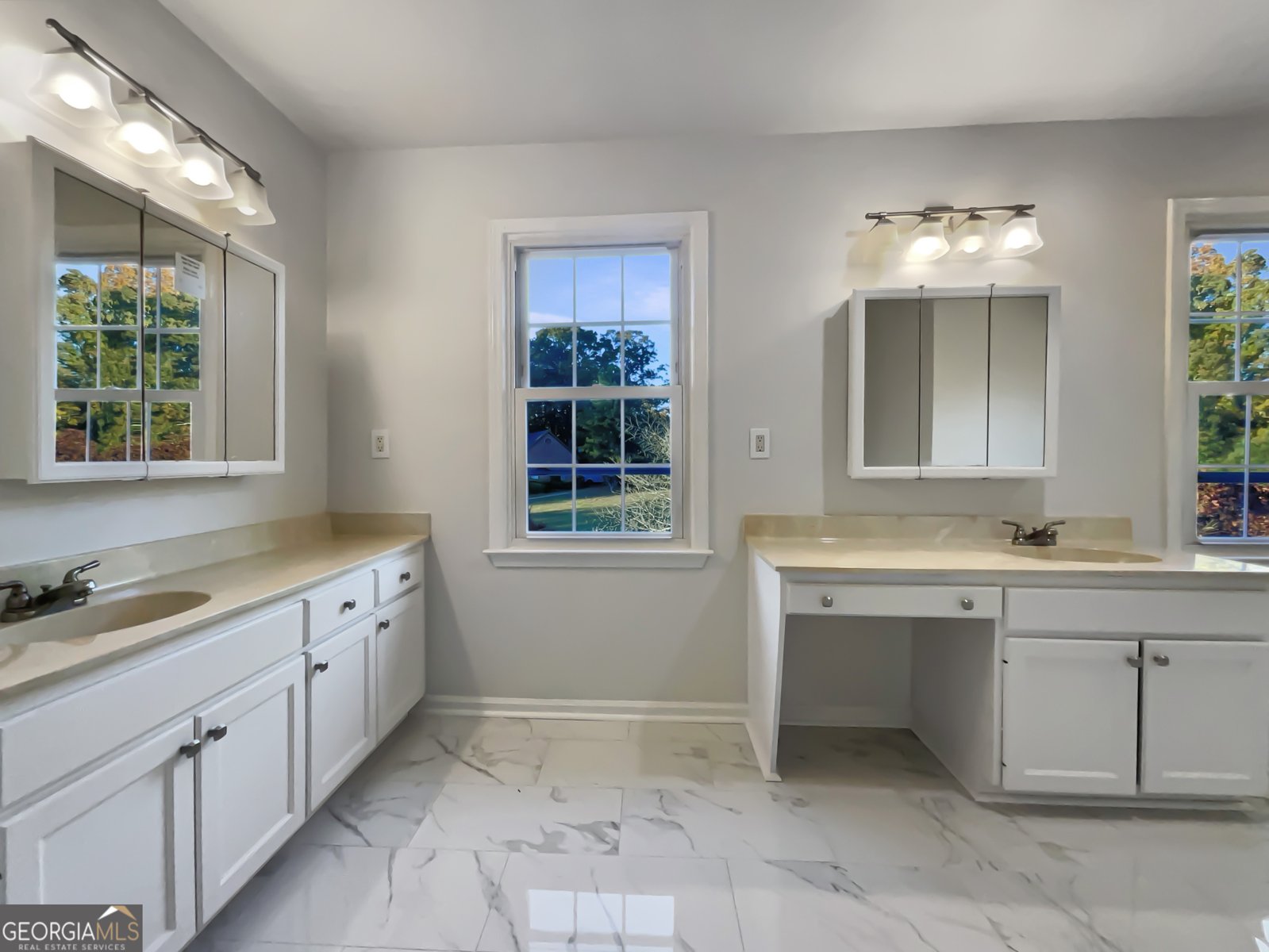 4039 Lakeland Hills Drive Douglasville - 25