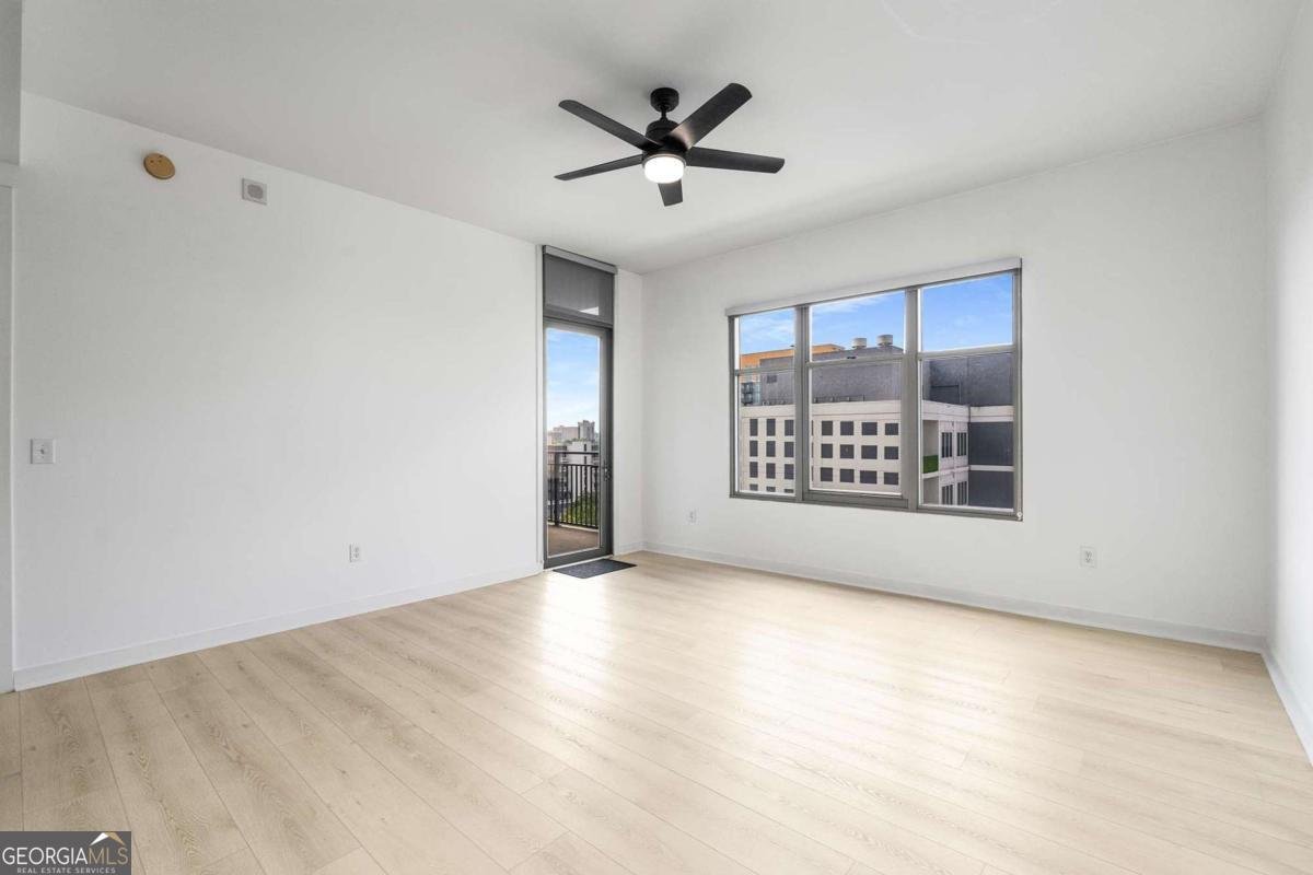 565 Peachtree Street Atlanta - 16