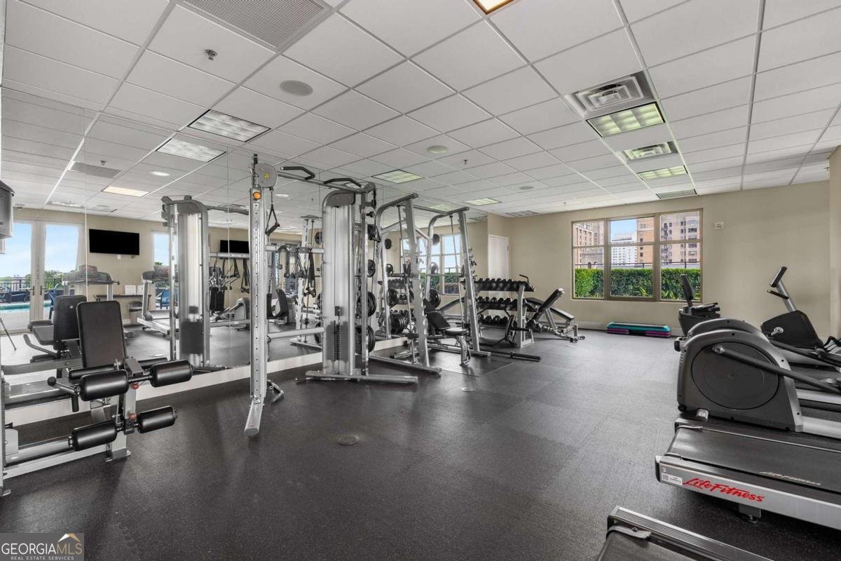 565 Peachtree Street Atlanta - 25