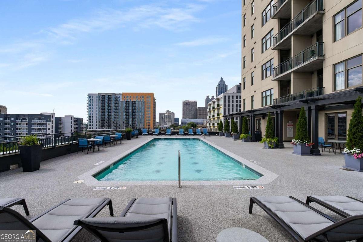 565 Peachtree Street Atlanta - 30