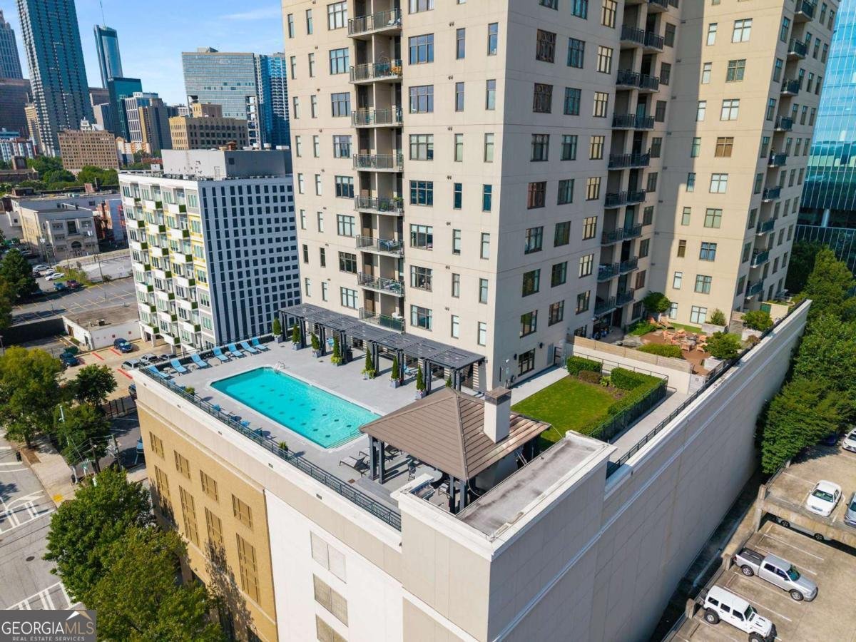 565 Peachtree Street Atlanta - 34