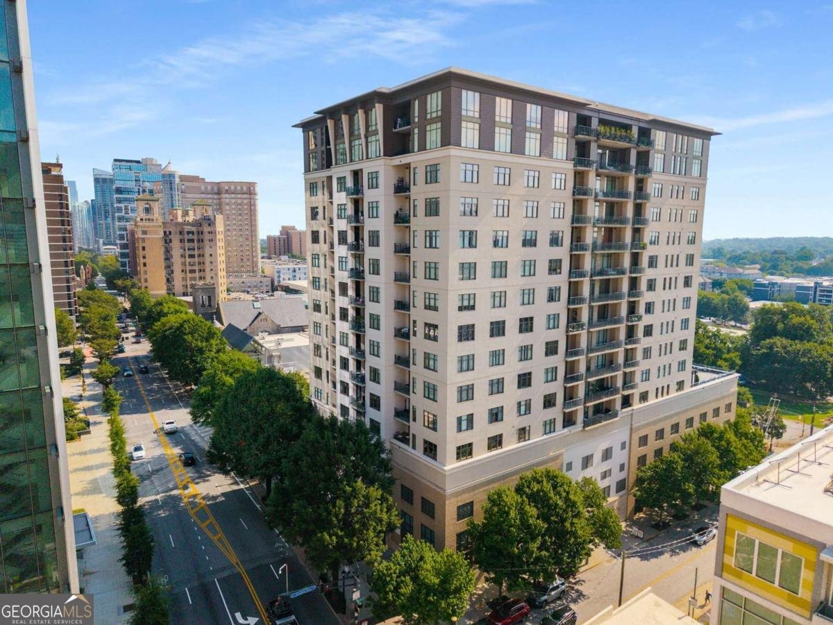 565 Peachtree Street Atlanta - 37