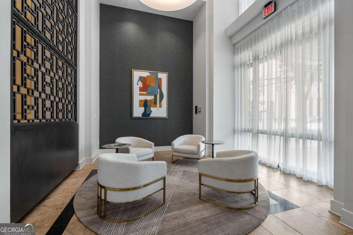 565 Peachtree Street Atlanta - 6