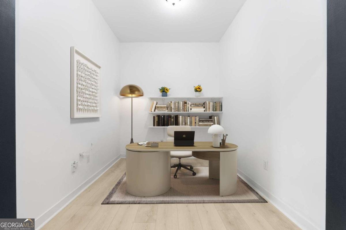 565 Peachtree Street Atlanta - 7