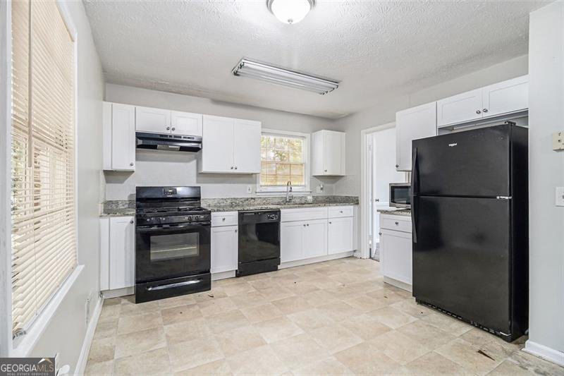 348 SHELTON WOODS Court Stone Mountain - 7