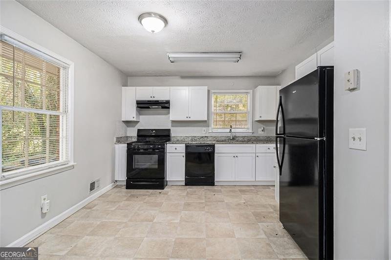 348 SHELTON WOODS Court Stone Mountain - 8