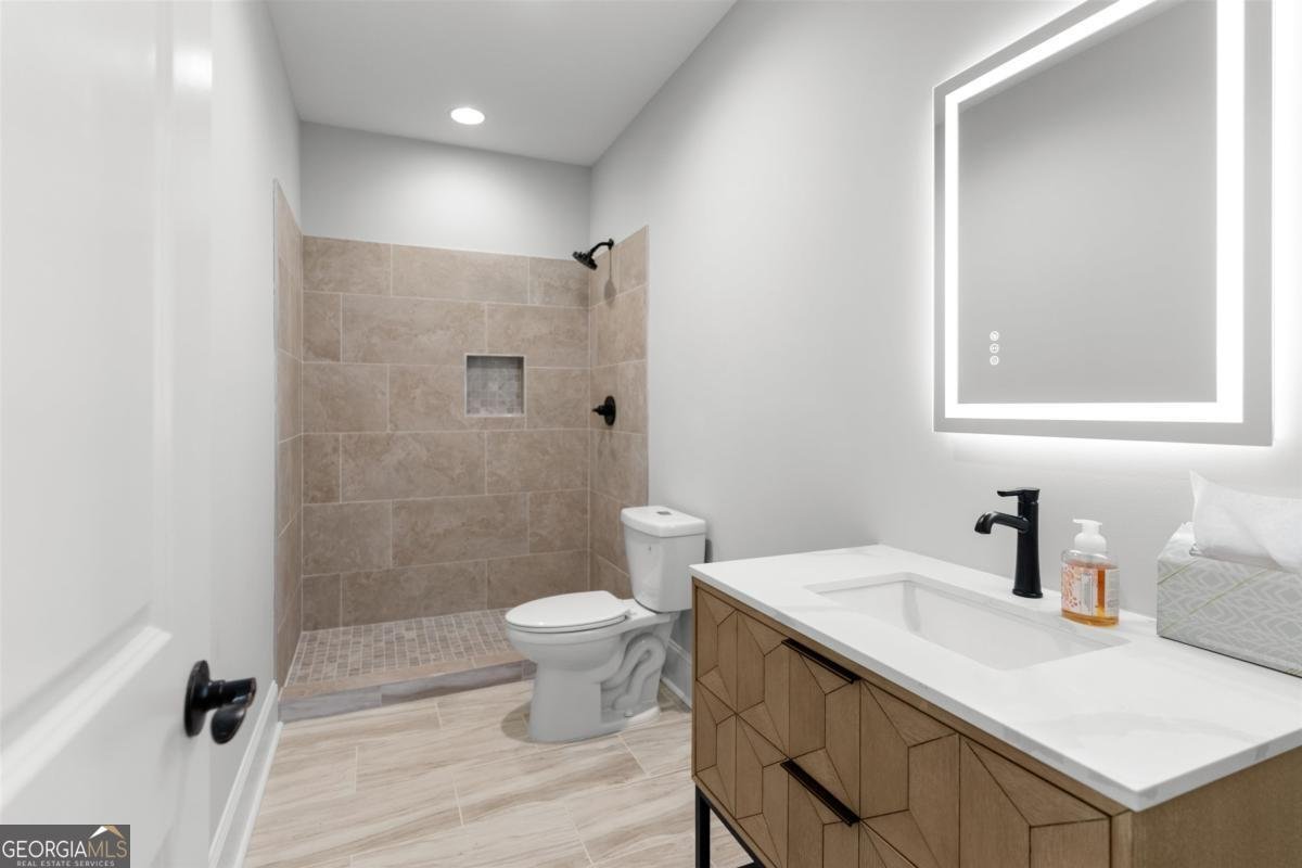 1021 Harbor Loop Greensboro - 41