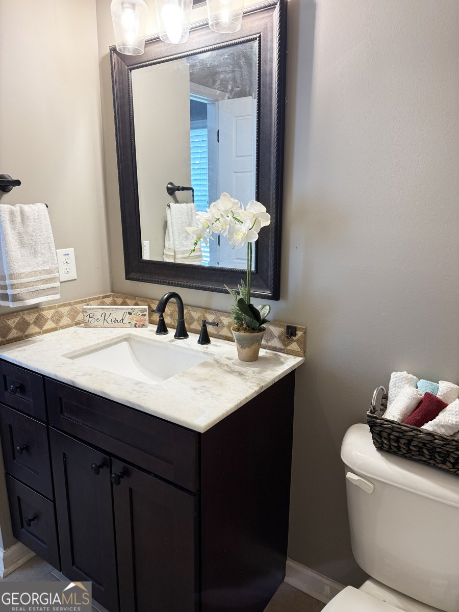 1869 Schofield Drive Hampton - 26